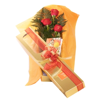 3 Roses With Box